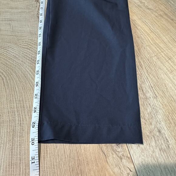 Fabletics Men's The Only Pant Navy 32x30 actual - Picture 10 of 10